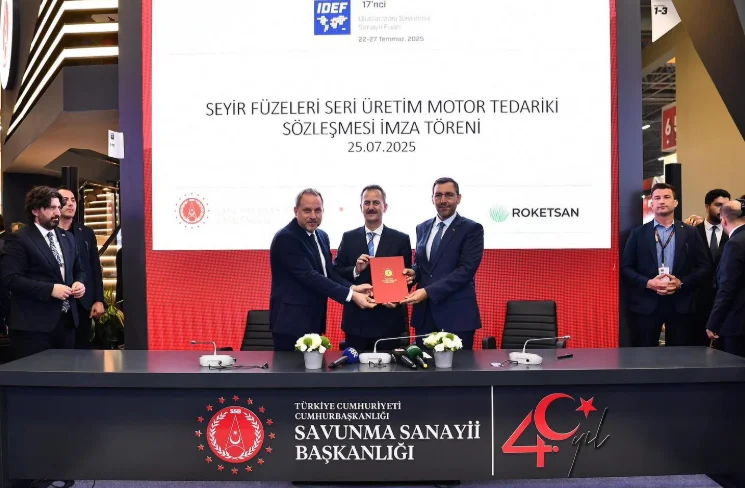 Roketsan’dan IDEF’te Yeni İmzalar: Milli Füzeler Yerli Motorlarla Uçacak